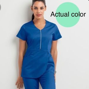 NWT Butter Soft™️ Zip Peplum Scrub Top - Jadelime